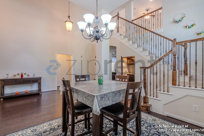 Building Photo - 27115 Downing Park Blvd