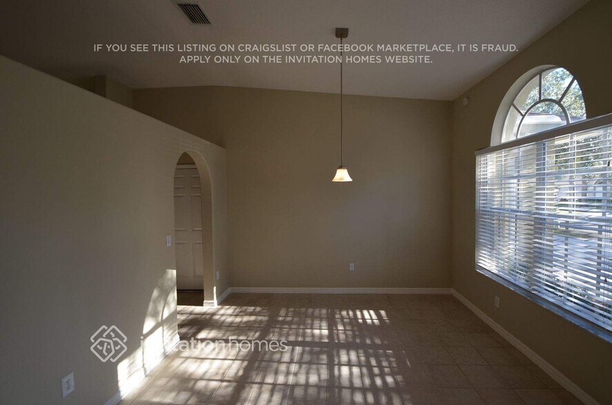 Building Photo - 19519 French Lace Dr