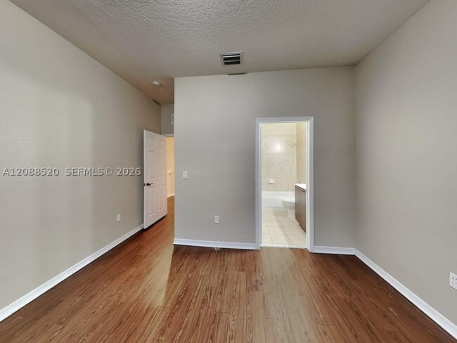 Building Photo - 4025 SW 149th Ct