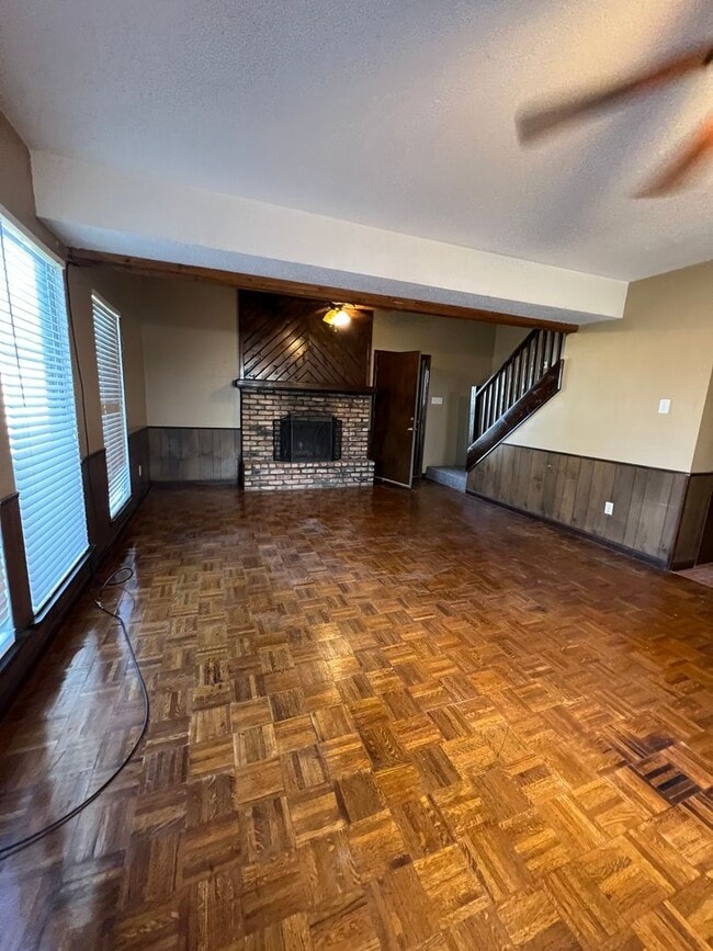 Building Photo - 1306 Rue De Cypress