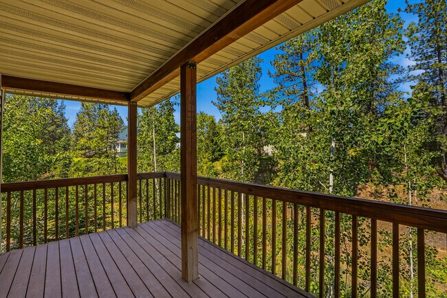 Building Photo - 11830 N Bedivere Dr