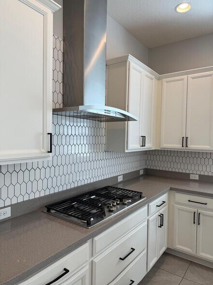 Building Photo - 164 Dalton Cir