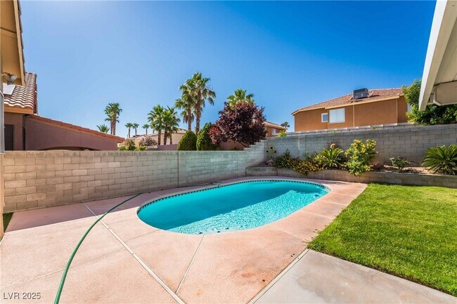 Building Photo - 1849 Glory Lily Ct