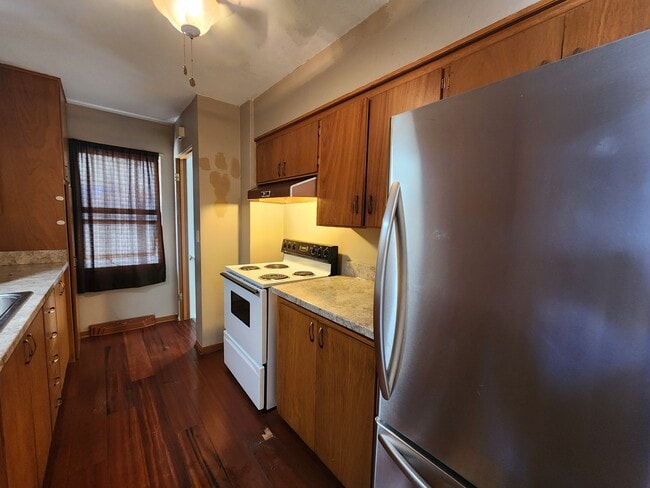 Building Photo - 506 Kimball Ave