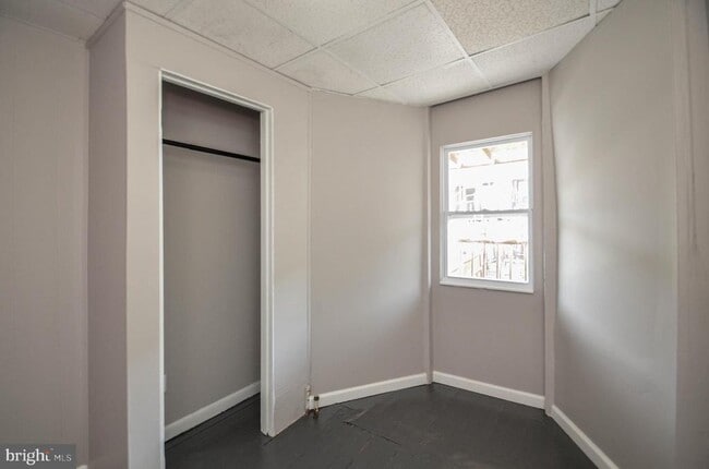 Building Photo - 713 N 12th St