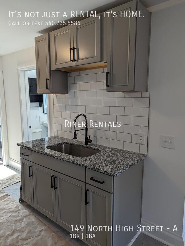 Building Photo - 149 N High St