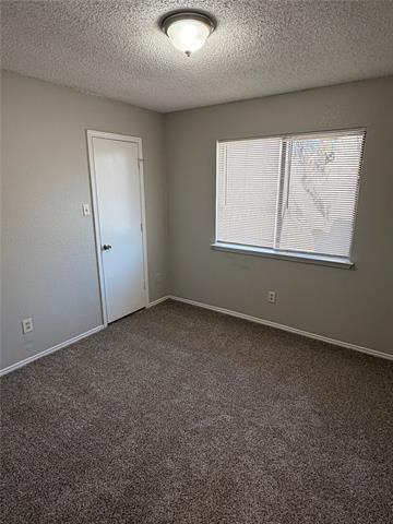 Building Photo - 201 Valley Spring Dr