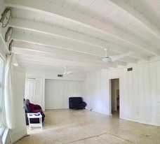 Building Photo - 5958 SW 60th St