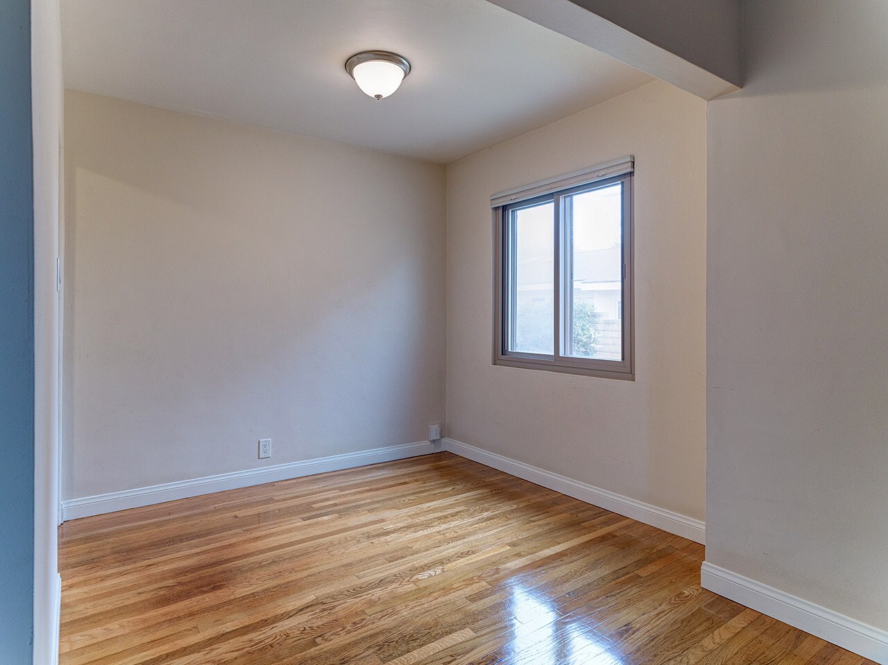 Building Photo - 8716 Bleriot Ave