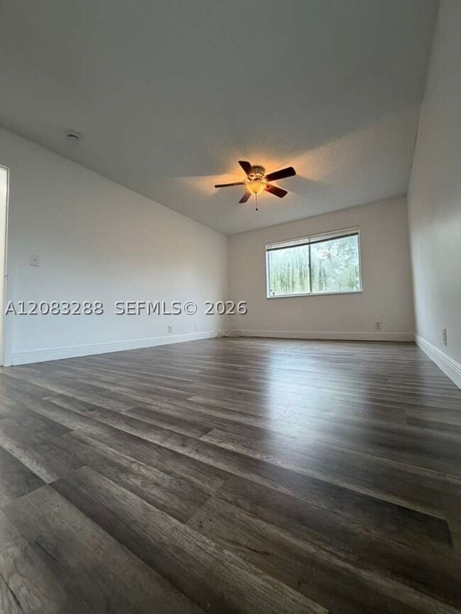 Building Photo - 5822 NW 21st St