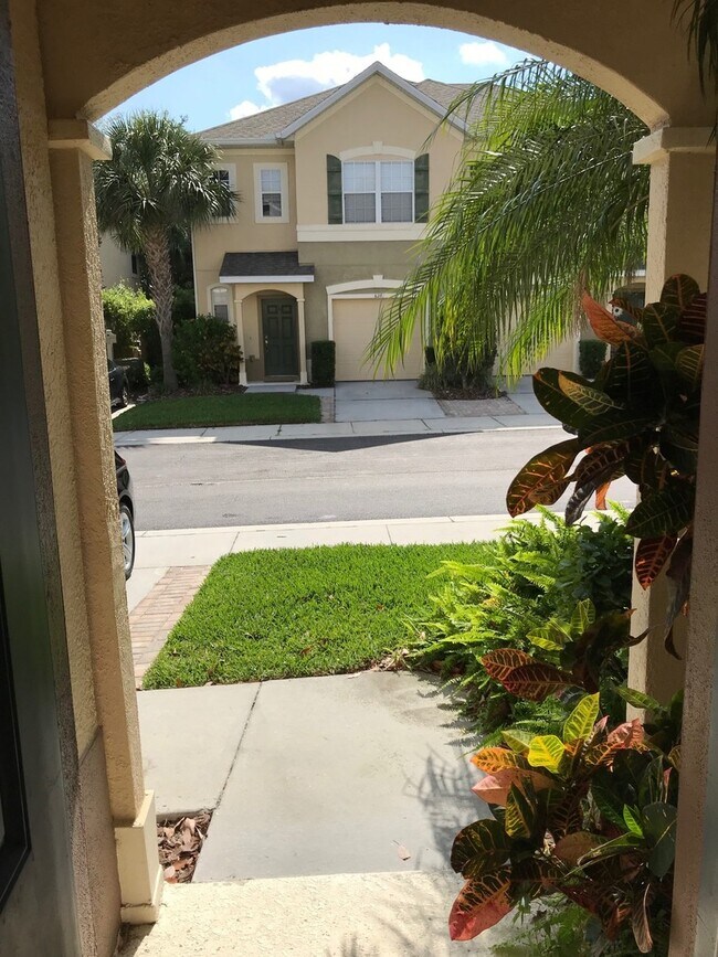 Building Photo - 629 Pinebranch Cir