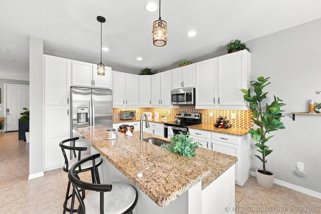 Building Photo - 4585 Tara Cove Way