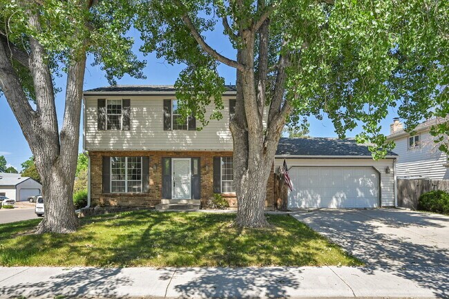 Building Photo - $2,895 - 3 Bed, 2.5 Bath Home with Central...