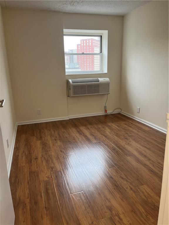 Building Photo - 2955 Shell Rd