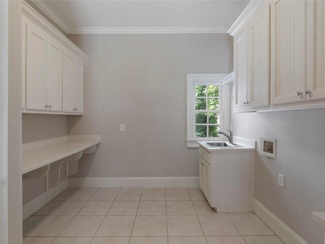 Building Photo - 4475 Harris Trail NW