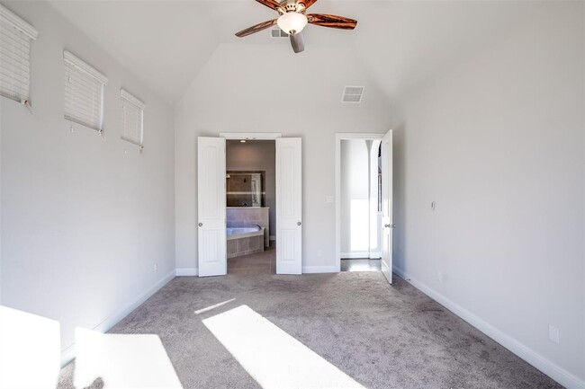 Building Photo - 2633 Steece Wy