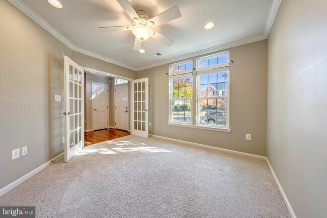 Building Photo - 43022 Spyder Pl