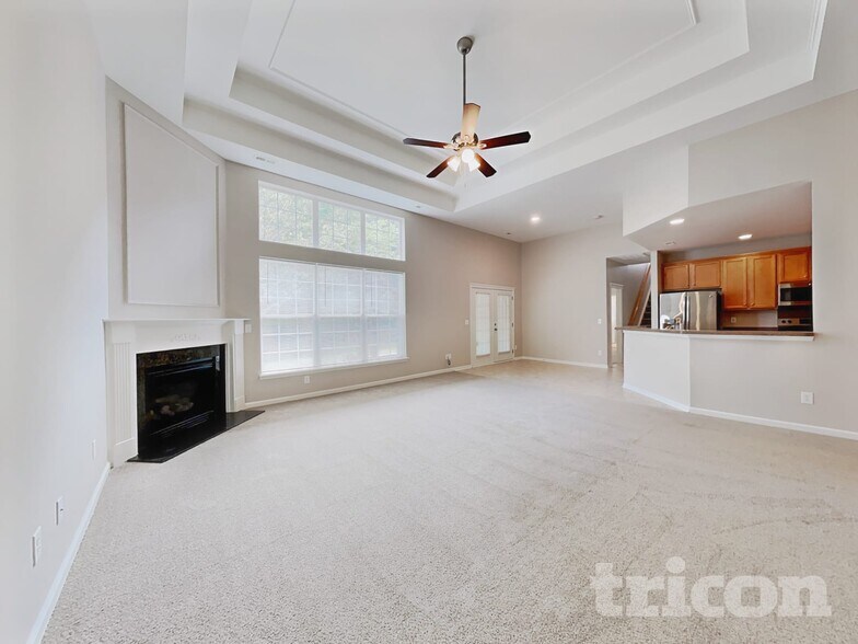 Building Photo - 15609 Carrington Ridge Dr