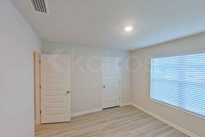 Building Photo - 4622 Malay Cir