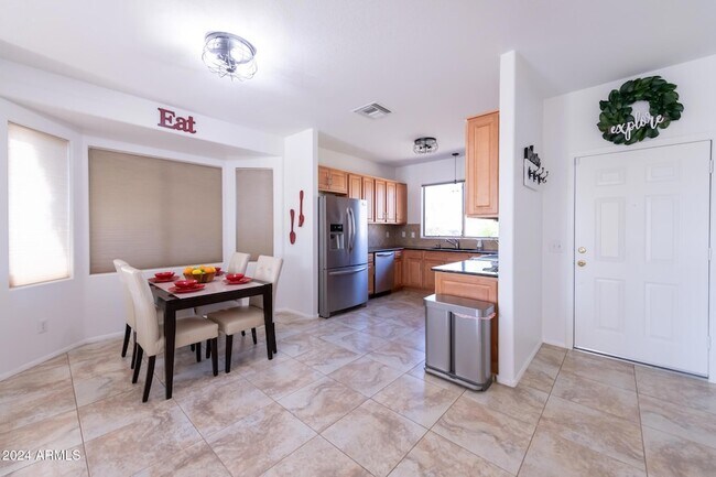 Building Photo - 13559 W Canyon Creek Dr