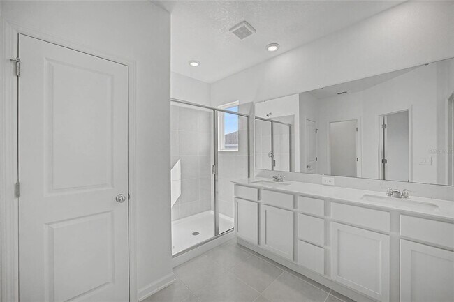 Building Photo - 2685 Bevel Ln