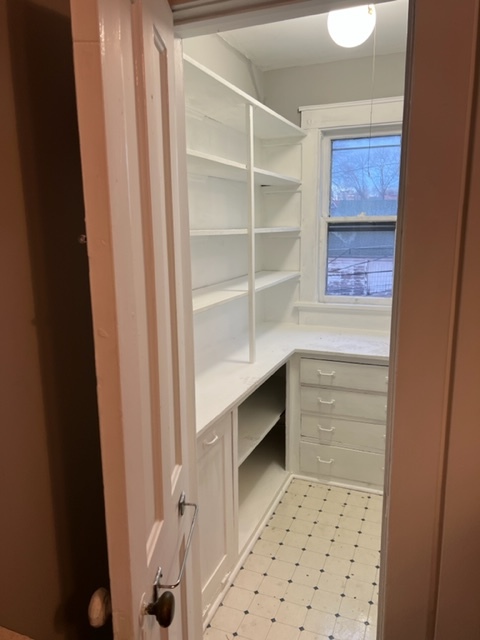 Pantry - 1674 N Van Buren St