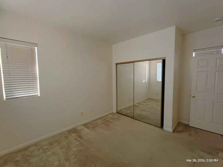 Building Photo - 2651 Rimpacific Cir