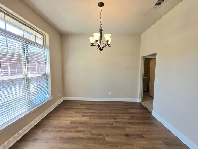 Building Photo - 6159 Winchester Cir