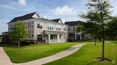 Building Photo - Kia Ora Park