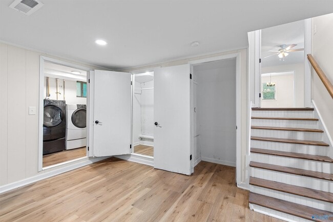 Building Photo - 285 Ruby Dr