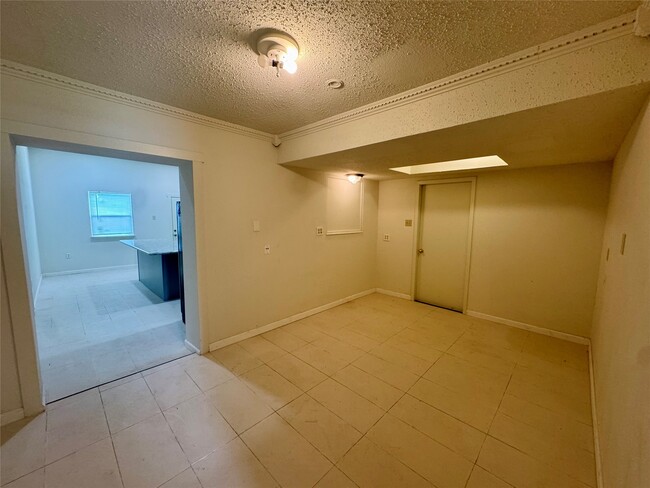 Building Photo - 1443 Willow Rock Rd