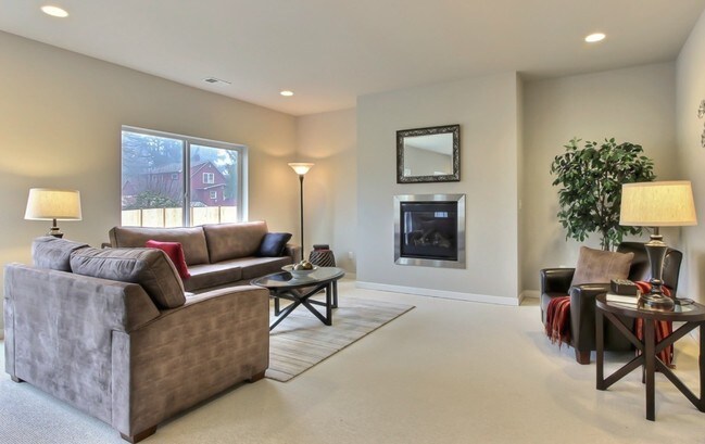 Living Room Downstairs - 513 125th St Ct E