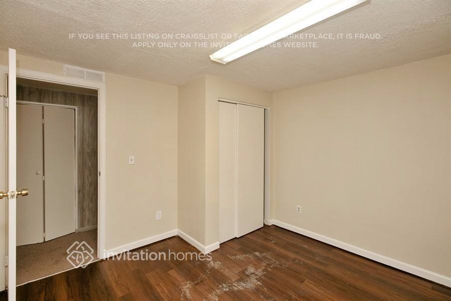Building Photo - 4633 Dearborn St