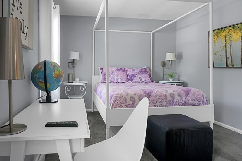 Building Photo - 2483 Realm St