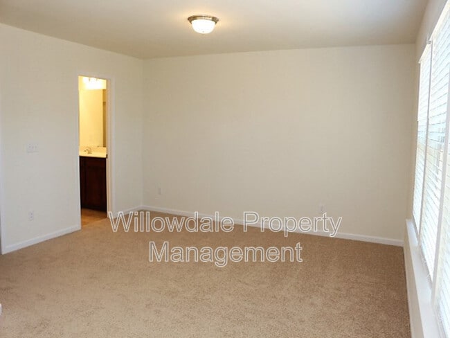 Building Photo - 23 N Grey Abbey Dr