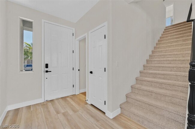 Building Photo - 9316 Perennial Ave