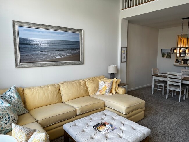 Building Photo - 25858 Heron Pt