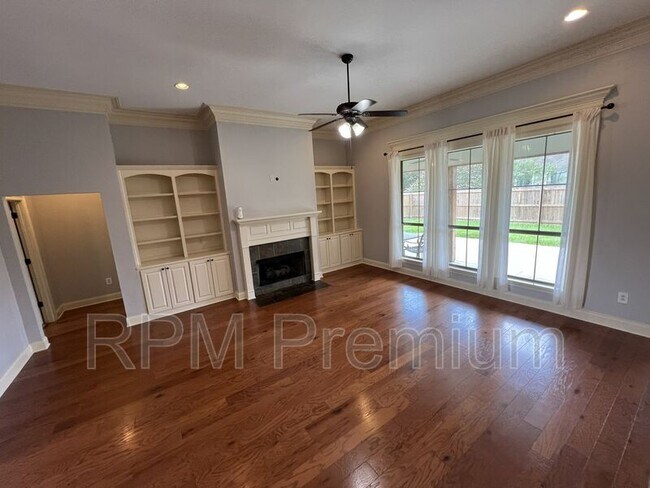 Building Photo - 7335 Oak View Dr.