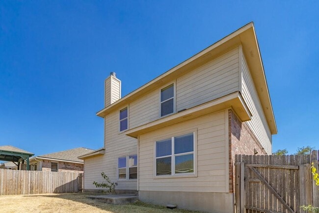 Building Photo - 2013 Rachel Ln