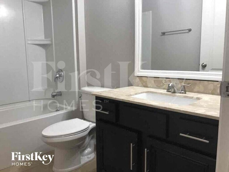 Building Photo - 13319 Smithwick Ln