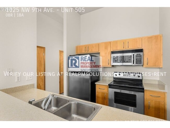 Building Photo - 1125 NW 9th Ave
