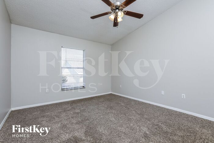 Building Photo - 6536 Viewpoint Ct