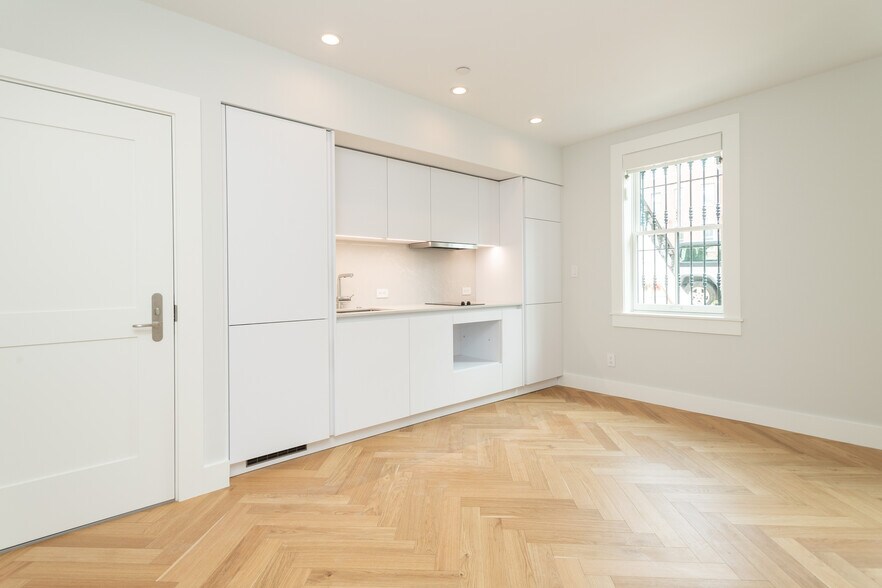 Building Photo - 461 Massachusetts Ave