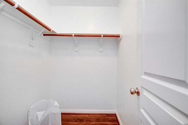 Building Photo - 6807 Alum Rock Ln