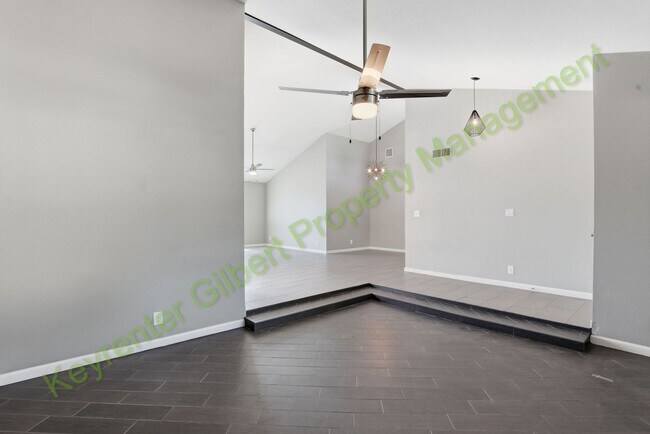 Building Photo - Charming Gilbert Home with Pool and Spacio...