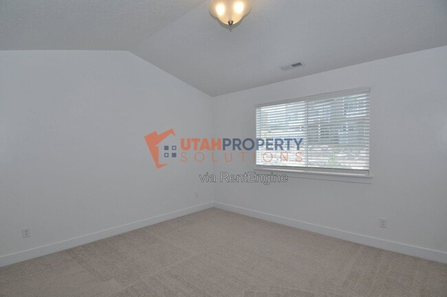 Building Photo - 16092 S Truss Dr