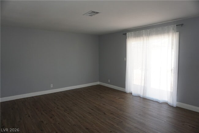Building Photo - 7400 Alta Dr