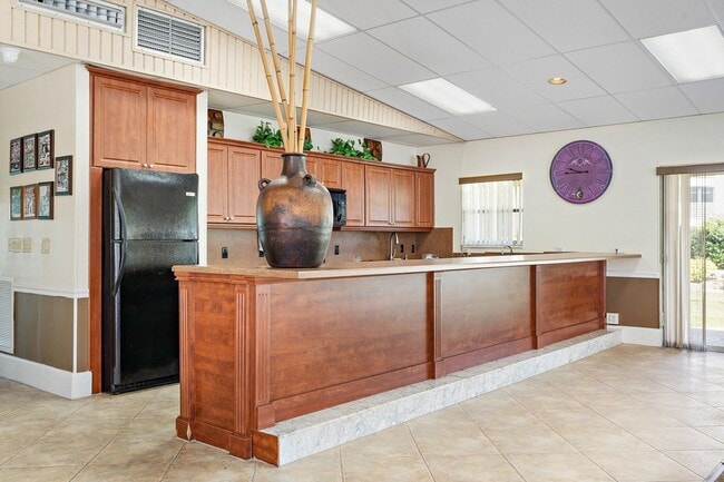 Building Photo - 3351 Spanish Trail