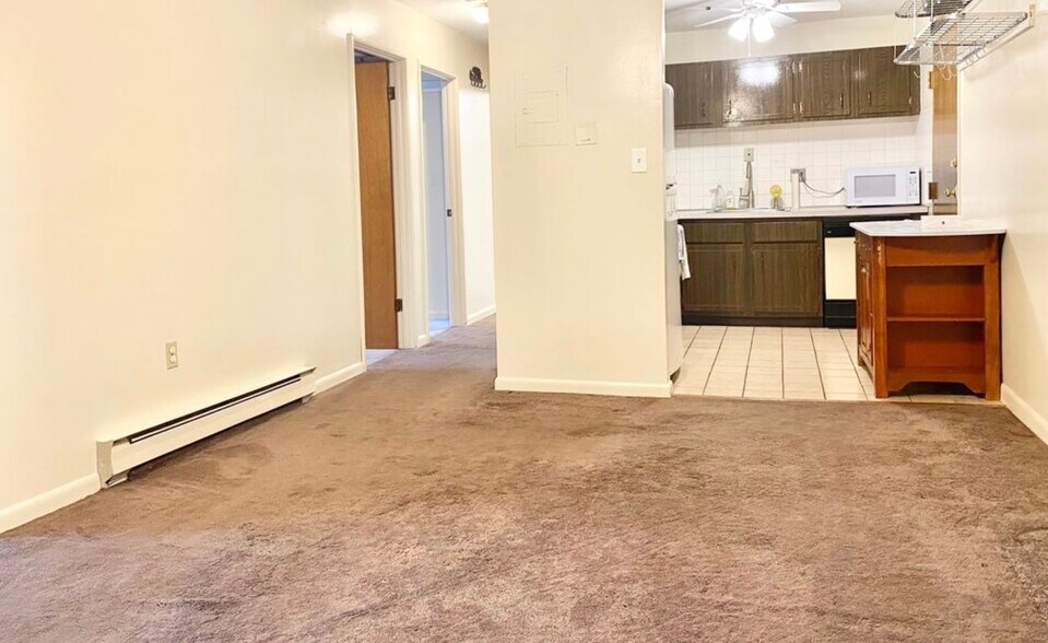 Dining room looking towards the kitchen - 2108 Phillips Rd