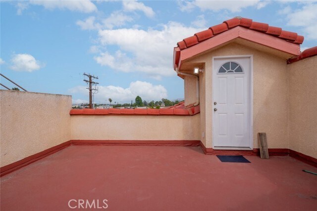 Building Photo - 465 E San Jose Ave